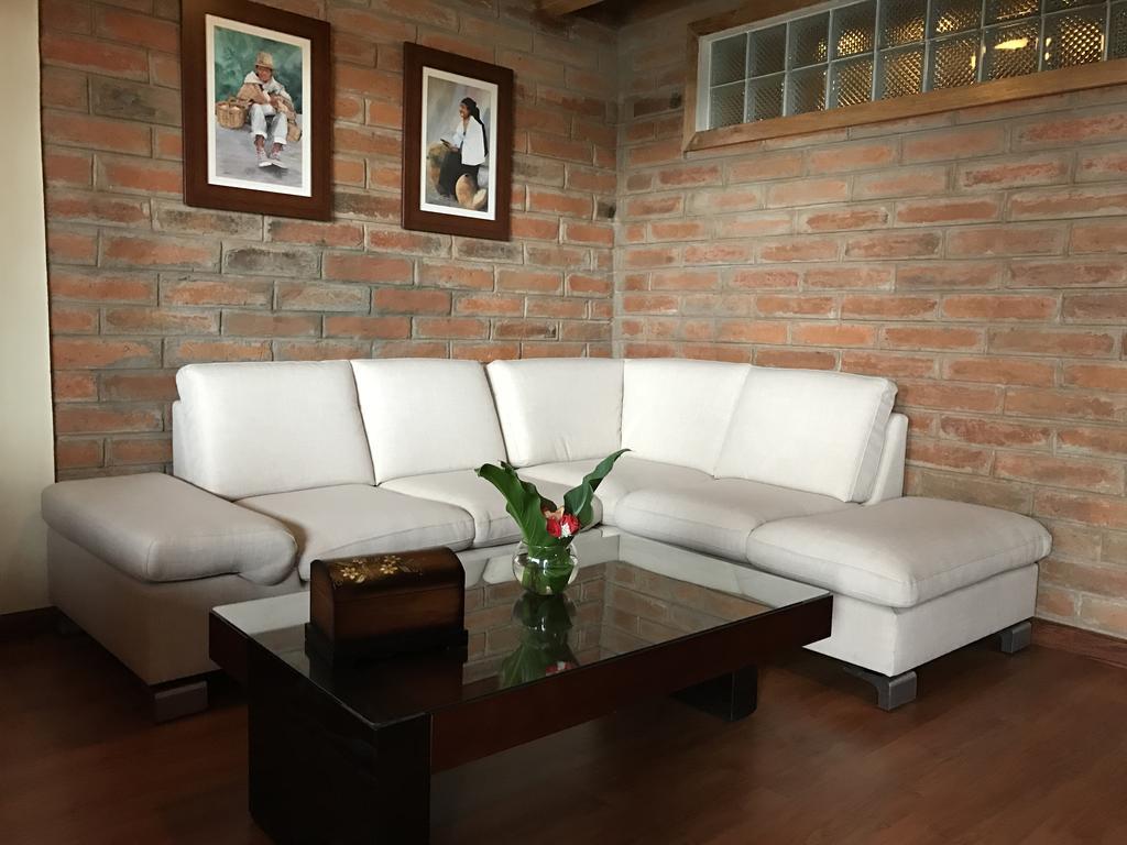 Puertolago Country Inn & Resort 오타발로 외부 사진